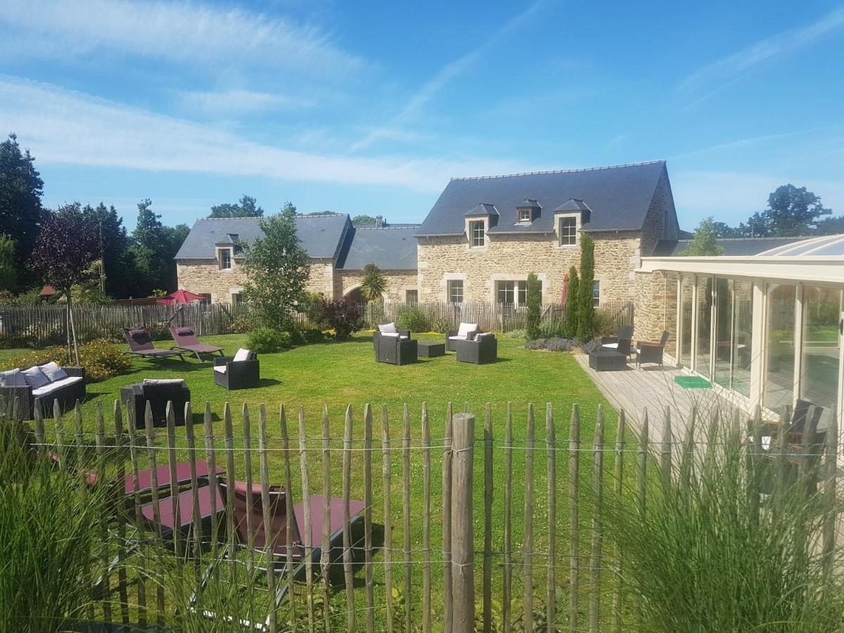 Les Gites Du Haut Pin Calorguen Zewnętrze zdjęcie